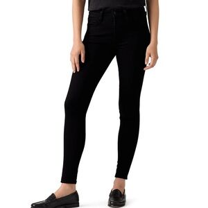 Levi’s 720 High Rise Super Skinny Black Jeans - 27